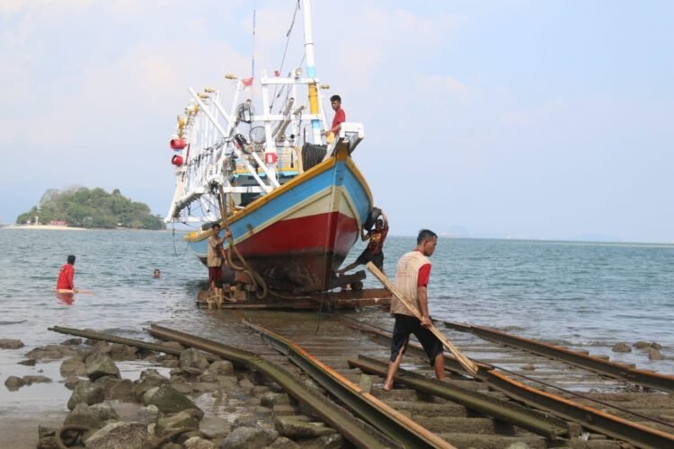 Himpunan Nelayan Minta Pertanggungjawaban PT Sutyoso