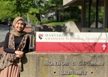 Perempuan asal Bandar Lampung, Indah Shafira Zata Dini,menjadi salah satu lulusan terbaik Prodi Magister International Education Policy Harvard University, Amerika Serikat, pada 2020 lalu.