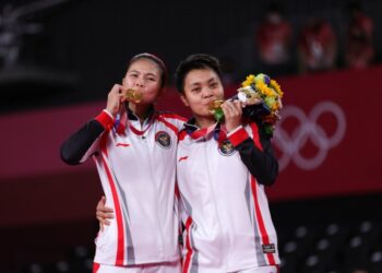 Greysia Polii dan Apriyani Rahayu meraih emas Olimpiade. (dok. NOC Indonesia)