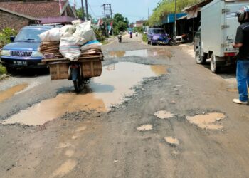 Warga Harap Perbaikan Jalan di Enam Desa