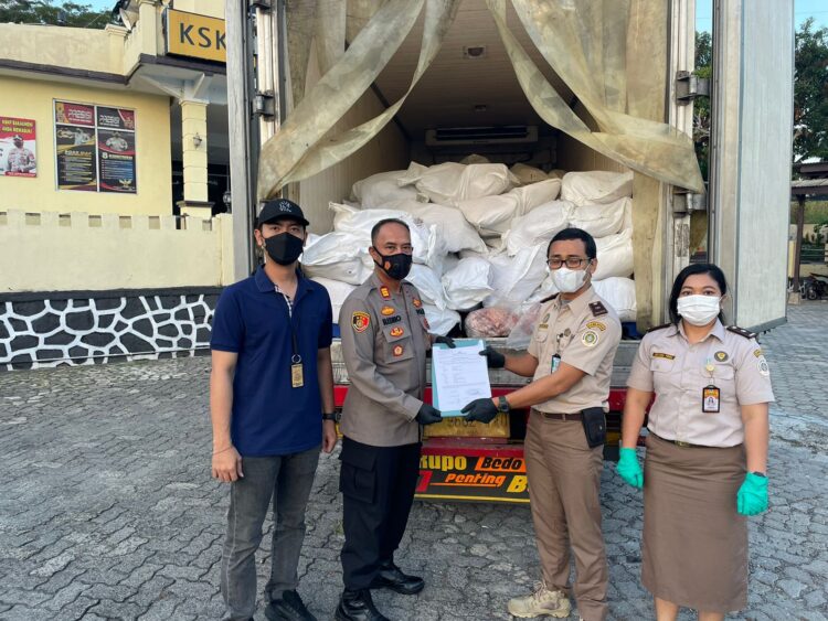 KSKP Bakauheni Amankan Lima Ton Daging Celeng