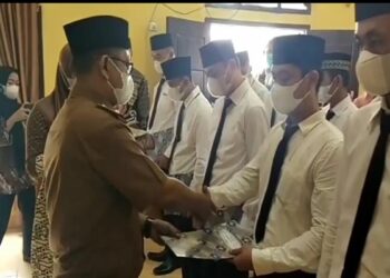 camat kotaagung barat