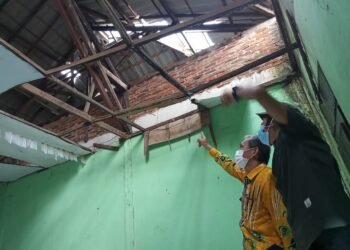 Aula Kelurahan Hadimulyo Barat Butuh Perbaikan
