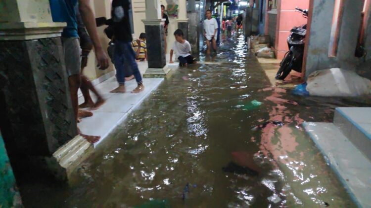 Siaga Banjir hingga Kecamatan