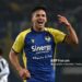 Selebrasi penyerang Hellas Verona, Giovanni Simeone, usai membobol gawang Juventus.
(AFP/ALESSANDRO SABATINI)