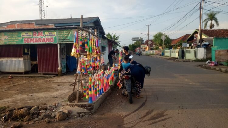 pedagang terompet