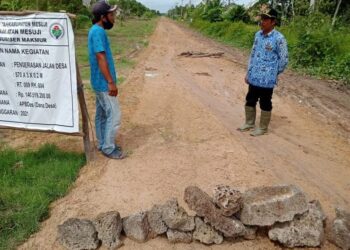 Jemput Bola Dana Perbaikan Jalan