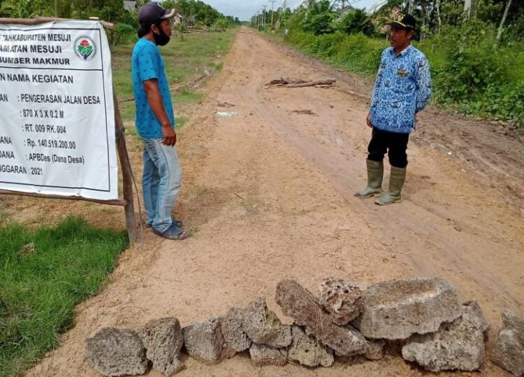 Jemput Bola Dana Perbaikan Jalan