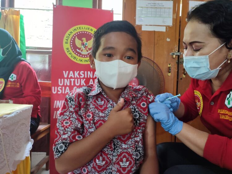 Antusiasme Sambut Vaksinasi Penguat