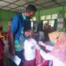 Pelaksanaan vaksinasi untuk anak usia 6-11 tahun di SDN 8 Gedongtataan, Pesawaran.