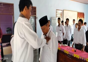 pelantikan perangkat