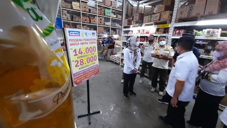 Disperindag Kawal Penyaluran Minyak Goreng Murah