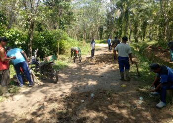 Pemdes Banjanegeri Membangun Jalan Sepanjang 270 Meter