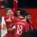 Para pemain Manchester United merayakan gol Scott McTominay ke gawang Aston Villa di putaran ketiga Piala FA, Selasa (11/1) dini hari WIB di Stadion Old Trafford. AFP