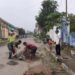 Warga Tanggalrejo Timbun Lubang Jalan