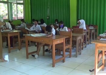 DINAS Pendidikan (Disdik) Tanggamus tetap menggelar pembelajaran tatap muka (PTM) terbatas selama penerapan level pemberlakuan pembatasan kegiatan masyarakat (PPKM) level 2.