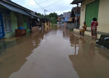 Waspada Banjir dan Pohon Tumbang