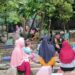 Warga Tiyuh Candramukti Bersihkan Masjid dan Makam