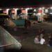 ANTREAN SOLAR. Para sopir mengantre solar di SPBU Kalibalok Sukarame, Bandar Lampung, Rabu (23/3). (LAMPUNG POST/SUKISNO)