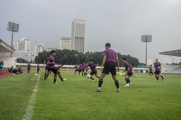 LAGA UJI COBA. Timnas U-23 berlatih jelang laga di SEA Games 2021. Timnas U-23 Indonesia mengawali laga uji coba dalam pemusatan latihan di Korea Selatan dengan kemenangan 4-2 atas Andong University di Haemaji Football Field, Kamis (21/4).
ANTARA/MUHAMMAD ADIMAJA