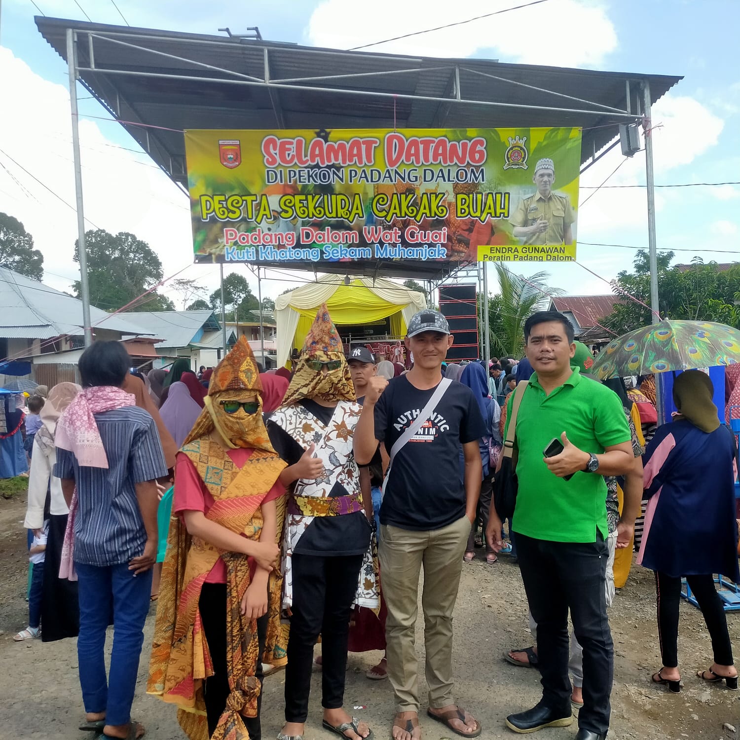 Tradisi Sekura Sebagai Ajang Silaturahmi