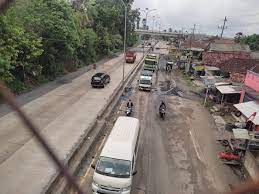 Perbaikan jalan Soekarno-Hatta, Bandar Lampung. Dok Lampost
