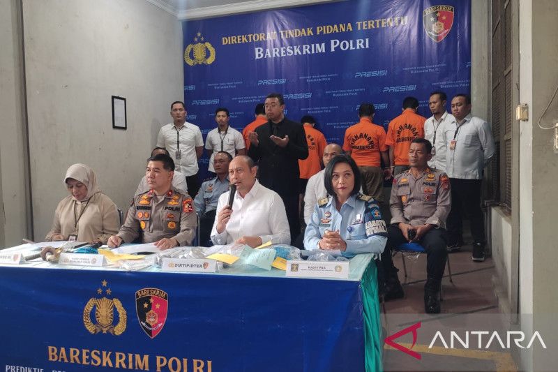 Dua buronan kasus gagal ginjal akut ditangkap. (Foto:Antara)