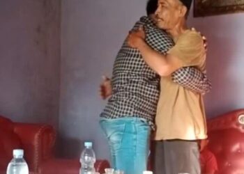 Pertemuan Idris dengan ayah kandungnya yang telah berpisah selama 24 tahun.
DOK POLRES LAMTIM