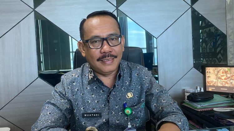 Kepala Dinas Penanaman Modal dan Pelayanan Terpadu Satu Pintu (DPMPTSP) Bandar Lampung, Muhtadi Temenggung Arsyad. (Lampung Post/Andre Prasetyo Nugroho)