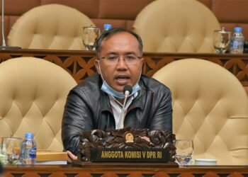 Anggota Komisi V DPR Suryadi Jaya Purnama saat memberikan keterangan di kantor DPR beberapa waktu lalu. (Dok Sekretariat DPR RI)