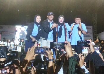 Ribuan Simpatisan Saksikan Deklarasi RMD-Jihan dan Eva-Deddy