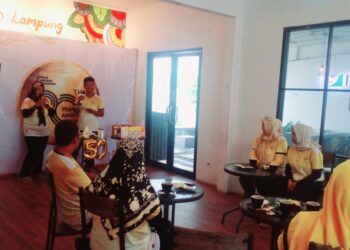 Kegiatan perayaan 50 tahun Tropicana Slim di Nutrihub Lampung, Jumat, 11 Oktober 2024. (Lampung Post/Ricky Marly)