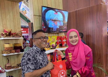 Dekranasda Lampung Selatan Tampil di ITTIE Batam