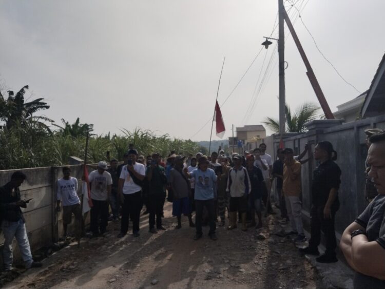 Warga Korban Penertiban Aset Bingung Usai Rumahnya Dihancurkan