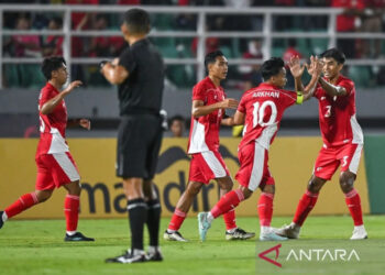 08OLAHRAGA-FA1 (foto pendamping HL)-08SEPT