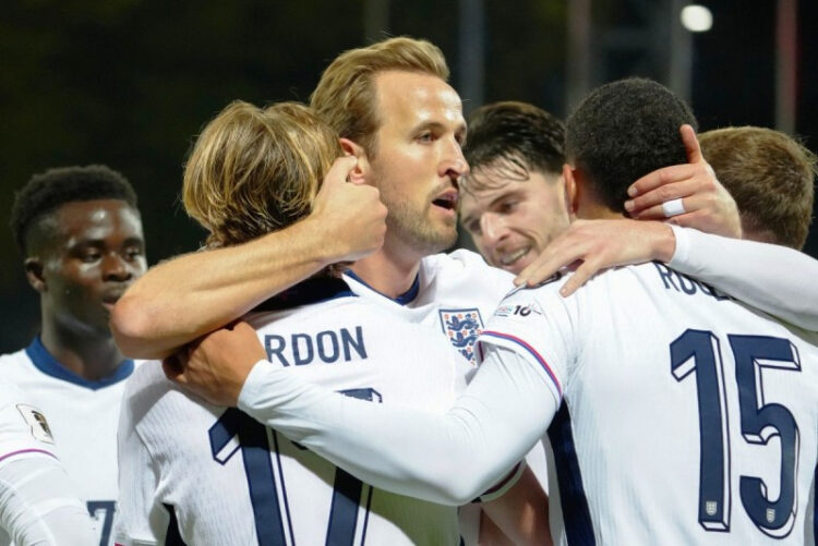 08OLAHRAGA-FA1 (foto pendamping HL)-14NOV