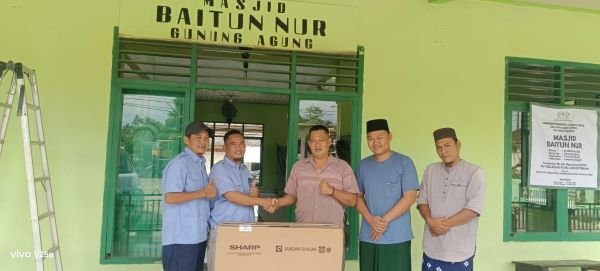 PT Gunung Madu Plantations Salurkan Bantuan Renovasi dan Fasilitas Penunjang Rumah Ibadah di Sekitar Perusahaan