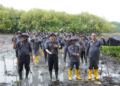 Tanam 60 Ribu Mangrove, PT Gunung Madu Perkuat Benteng Pesisir Blukang dari Abrasi