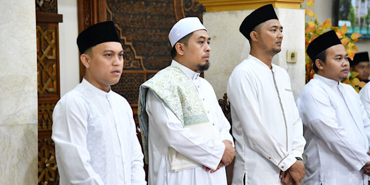 Universitas Teknokrat Indonesia Gelar Peringatan Maulid Nabi Muhammad SAW di Masjid Asmaul Yusuf