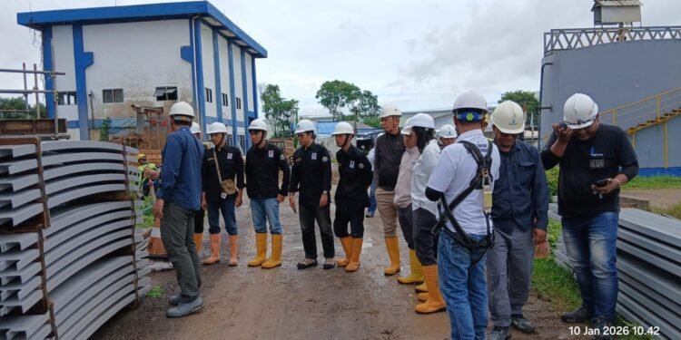 Kunjungan Proyek Mahasiswa UTI1