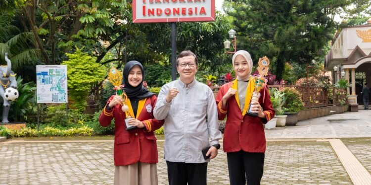 mahasiswi UTI juara 1 dan 2 lomba video edukasi kreatif