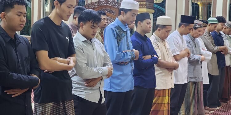 Malam ke-15 Ramadan, Civitas Akademika Universitas Teknokrat Indonesia Makmurkan Masjid Asmaul Yusuf