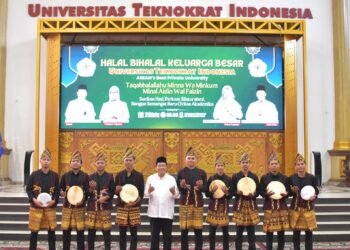 Hadroh Teknokrat Meriahkan Halal Bihalal, Iringi Momentum Perkuat Silaturahmi Civitas Akademika