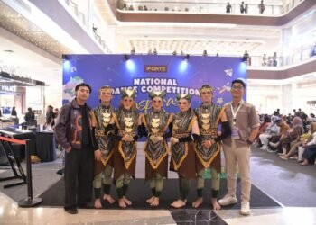 Tim tari Unit Kegiatan Mahasiswa (UKM) Tari Teknokrat