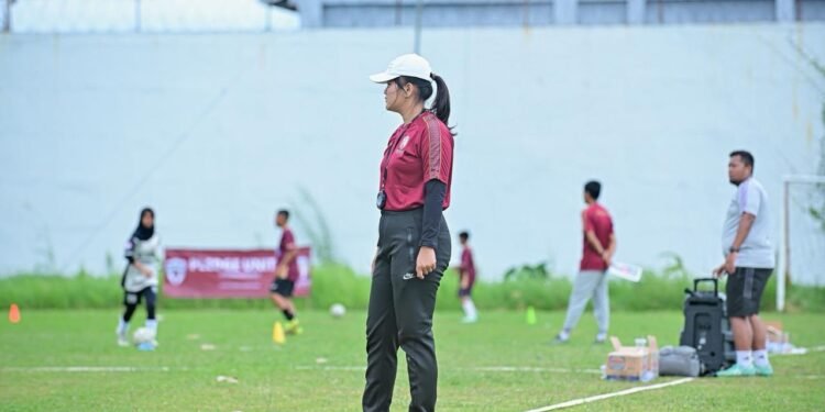 Kisah Sukses Mahasiswi UTI Lampung di Sepak Bola Wanita Jadi Inspirasi untuk Mini Dokumenter PSSI