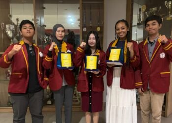TEC Universitas Teknokrat Indonesia Borong Juara Nasional di ALSA E-Comp UI 2026