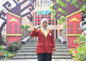 Nadila Ade Yolanda, mahasiswa Program Studi (Prodi) Pendidikan Matematika UTI