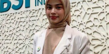 sekar kinasih, alumnus sastra inggris UTI
