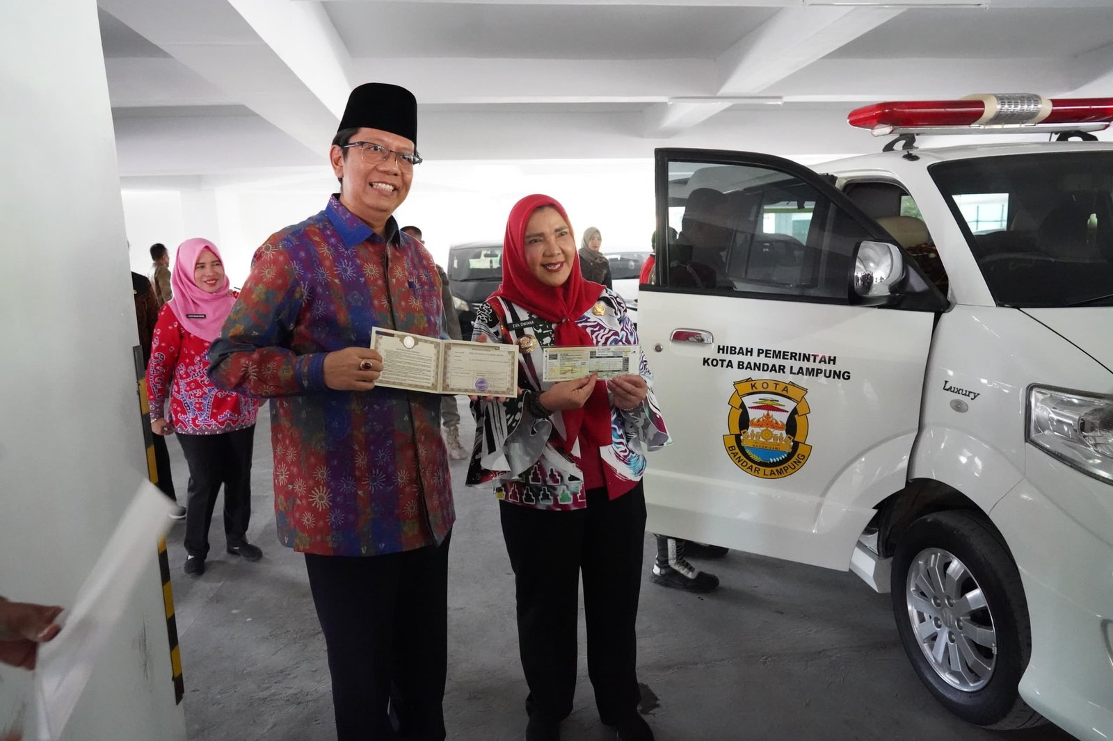 Rektor UIN RIL Terima Hibah 1 Unit Ambulans dari Wali Kota Bandar Lampung