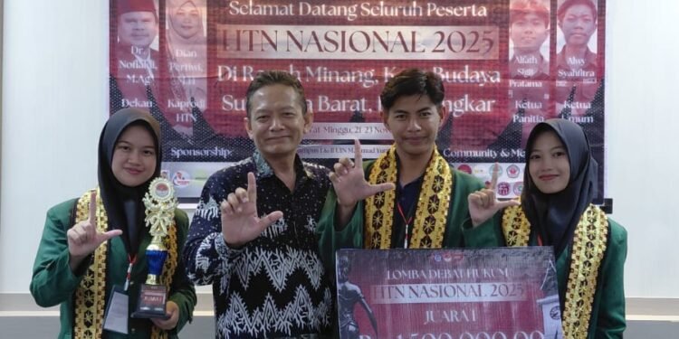 UIN RIL juara lomba debat hukum
